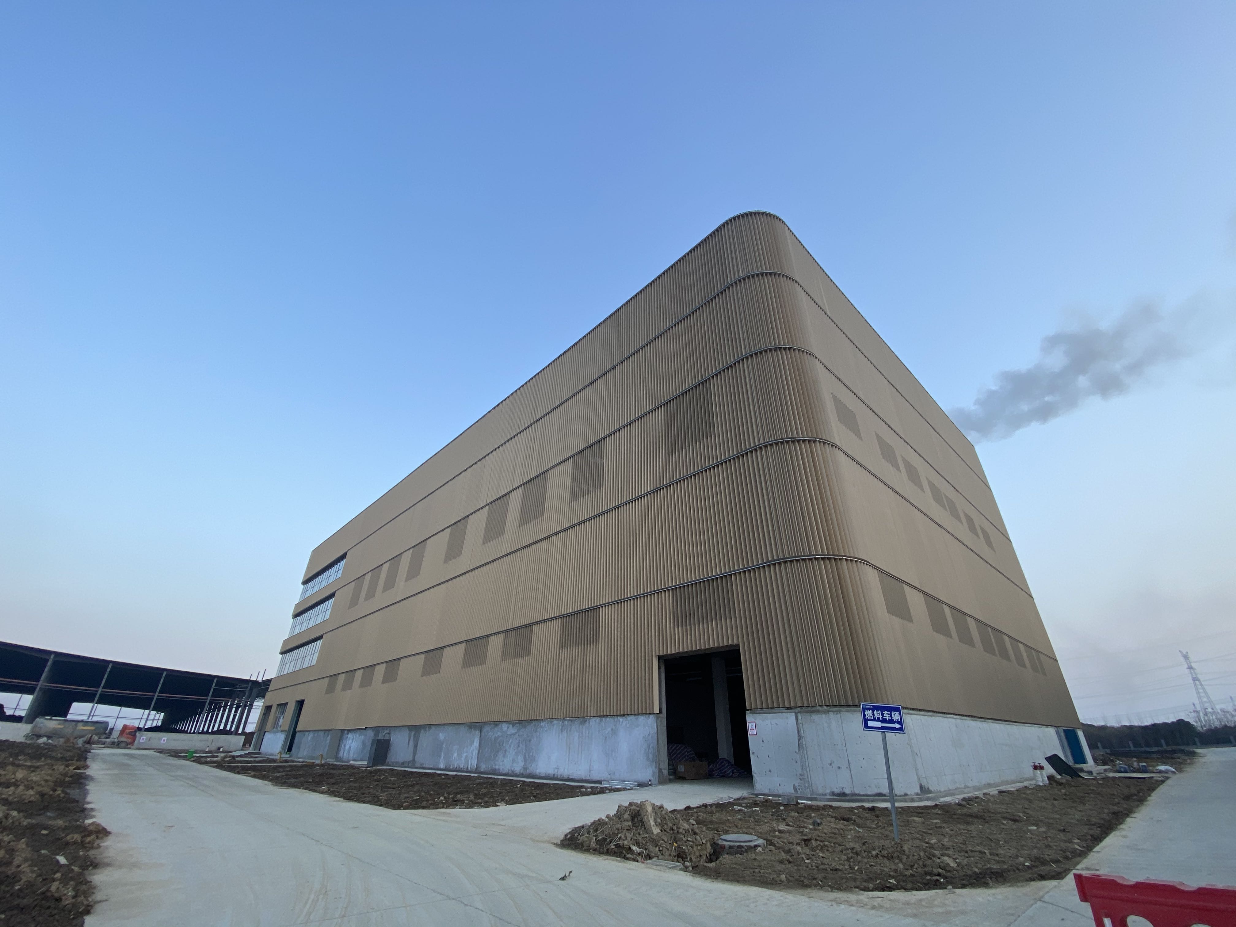 南网能源：藤县生物质公司计提信用减值损失7686万元