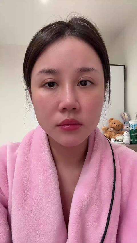 关注“宁波小洛熙”事件的网友 涌进了海康威视直播间