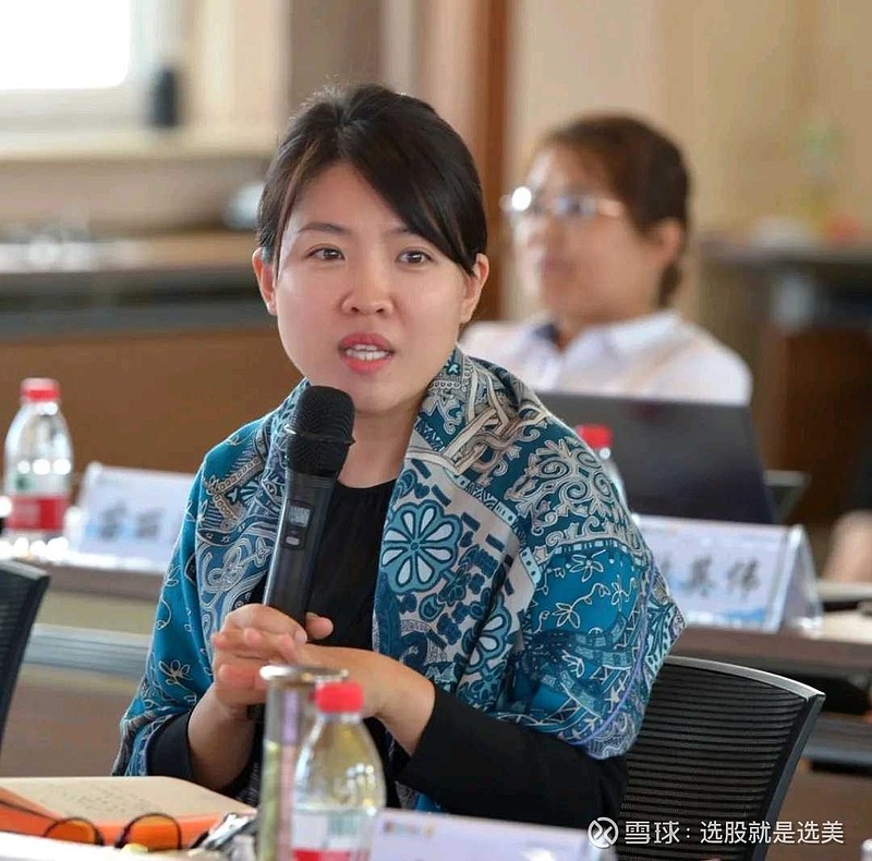 江中药业总经理肖文斌辞职