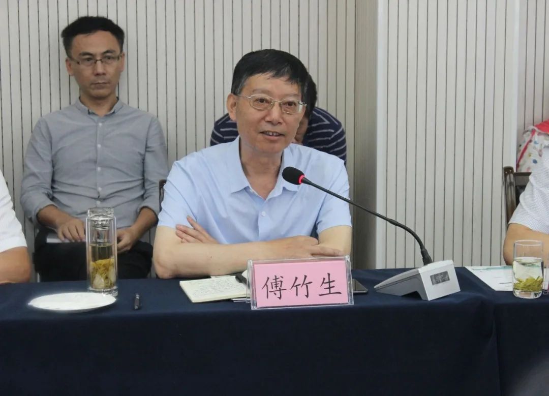 恒源煤电(600971.SH)：董事傅��岚辞职