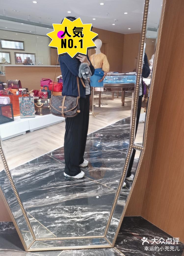 安洁科技：为智能手机品牌折叠产品提供精密零部件