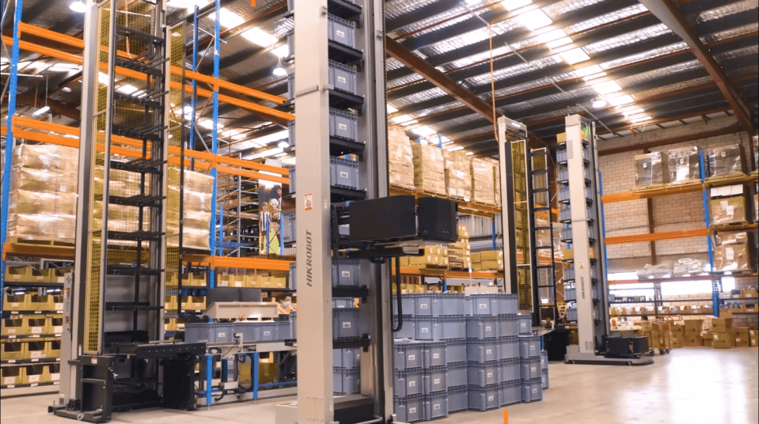 股价大涨!301086,签下机器人业务大单!