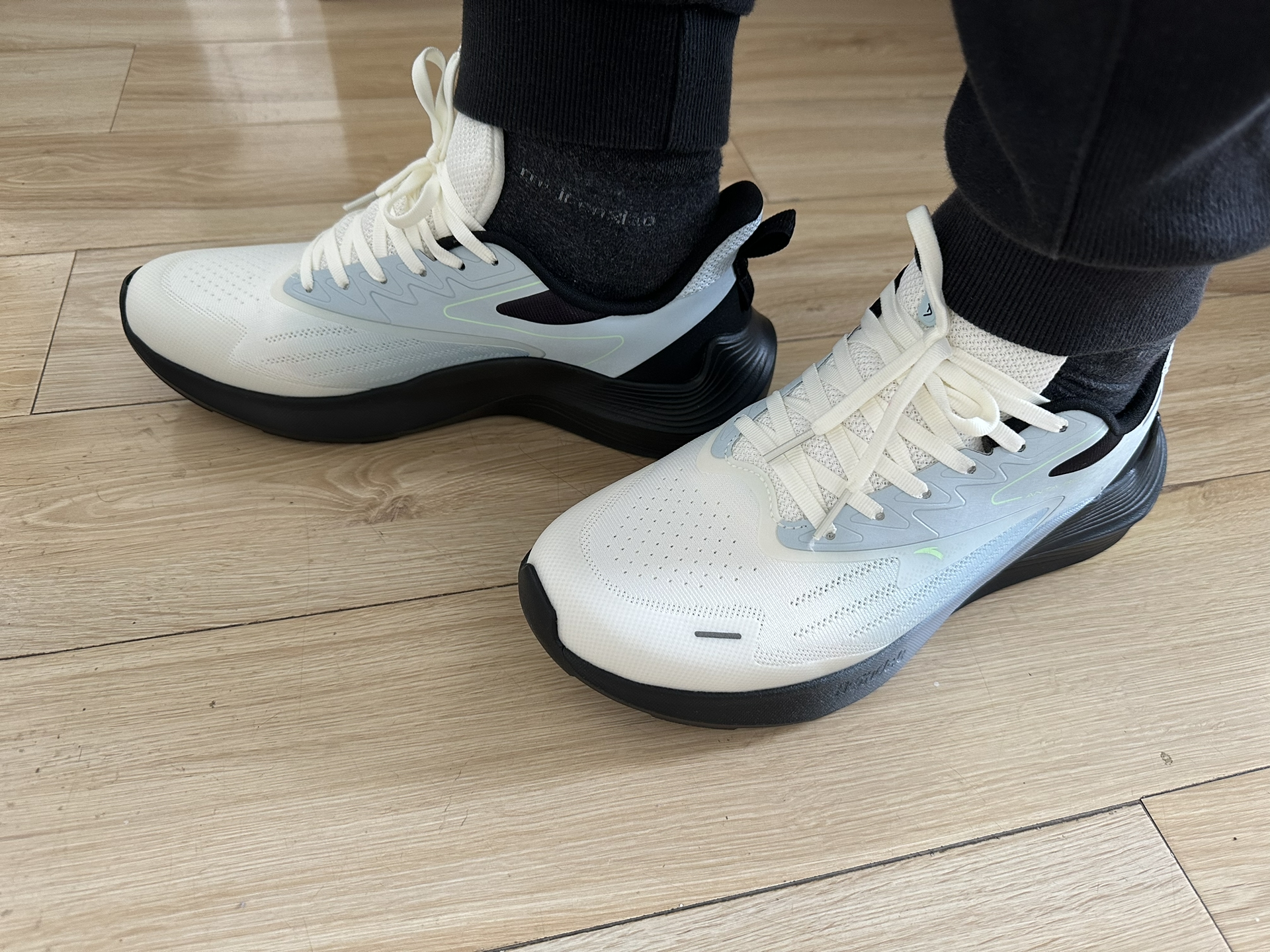 安踏的新考题：救彪马、破隐忧