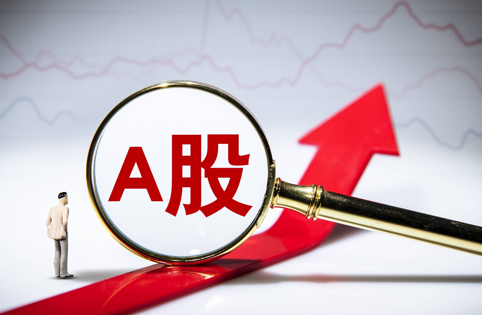 多路资金逆势加仓 跨境ETF规模重返万亿元