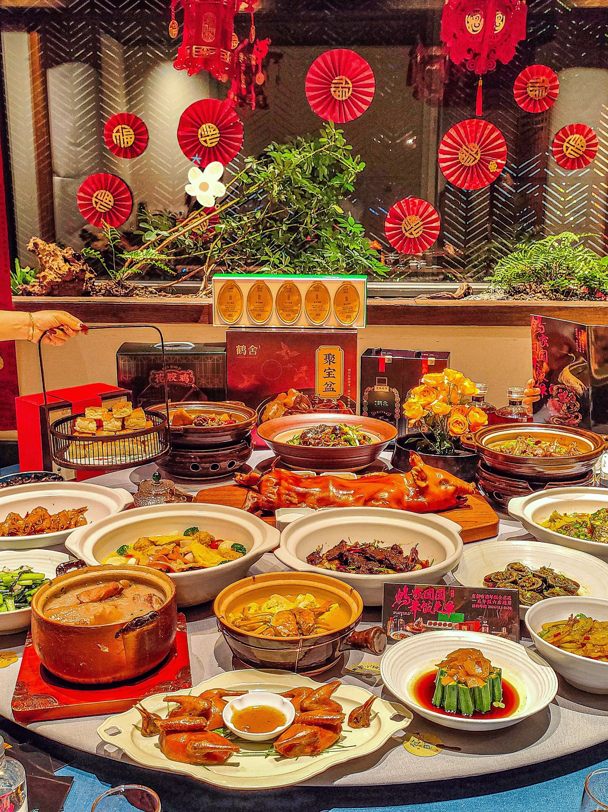 “年夜饭”预订火爆 深圳不少餐厅除夕当天包间或大桌已订满丨新春走基层