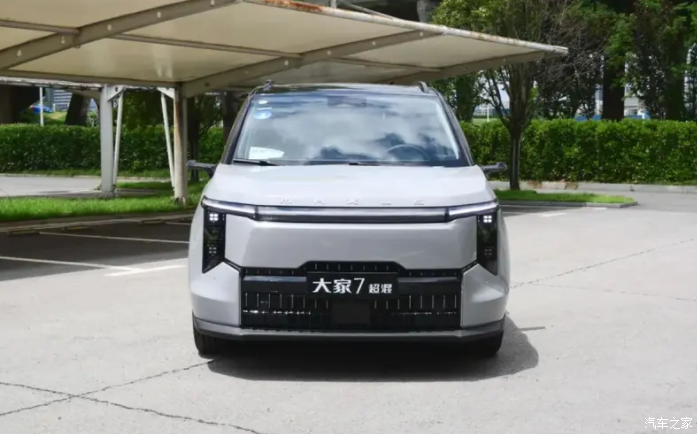 宁德时代纳电池首搭乘用车,首款车型为长安欧尚520