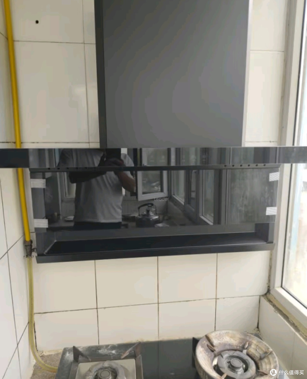 海尔智家获得外观设计专利授权：“吸油烟机”