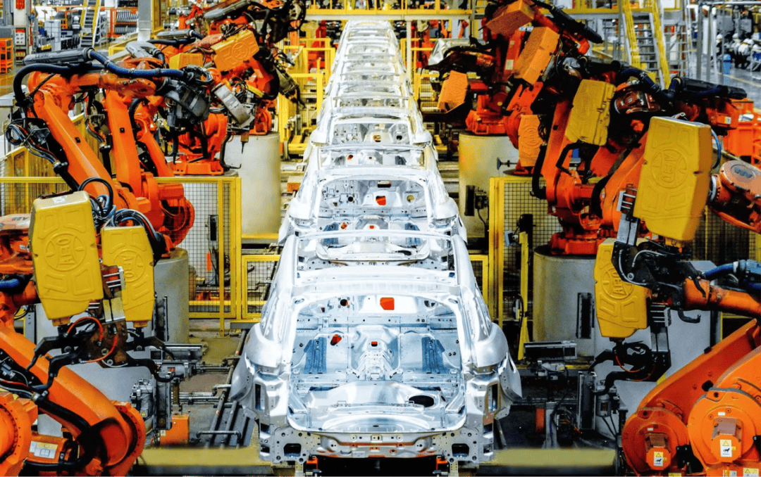 捷豹路虎中国高层调整：潘庆升任全球采购董事 CFO韩少帅接棒中国区CEO