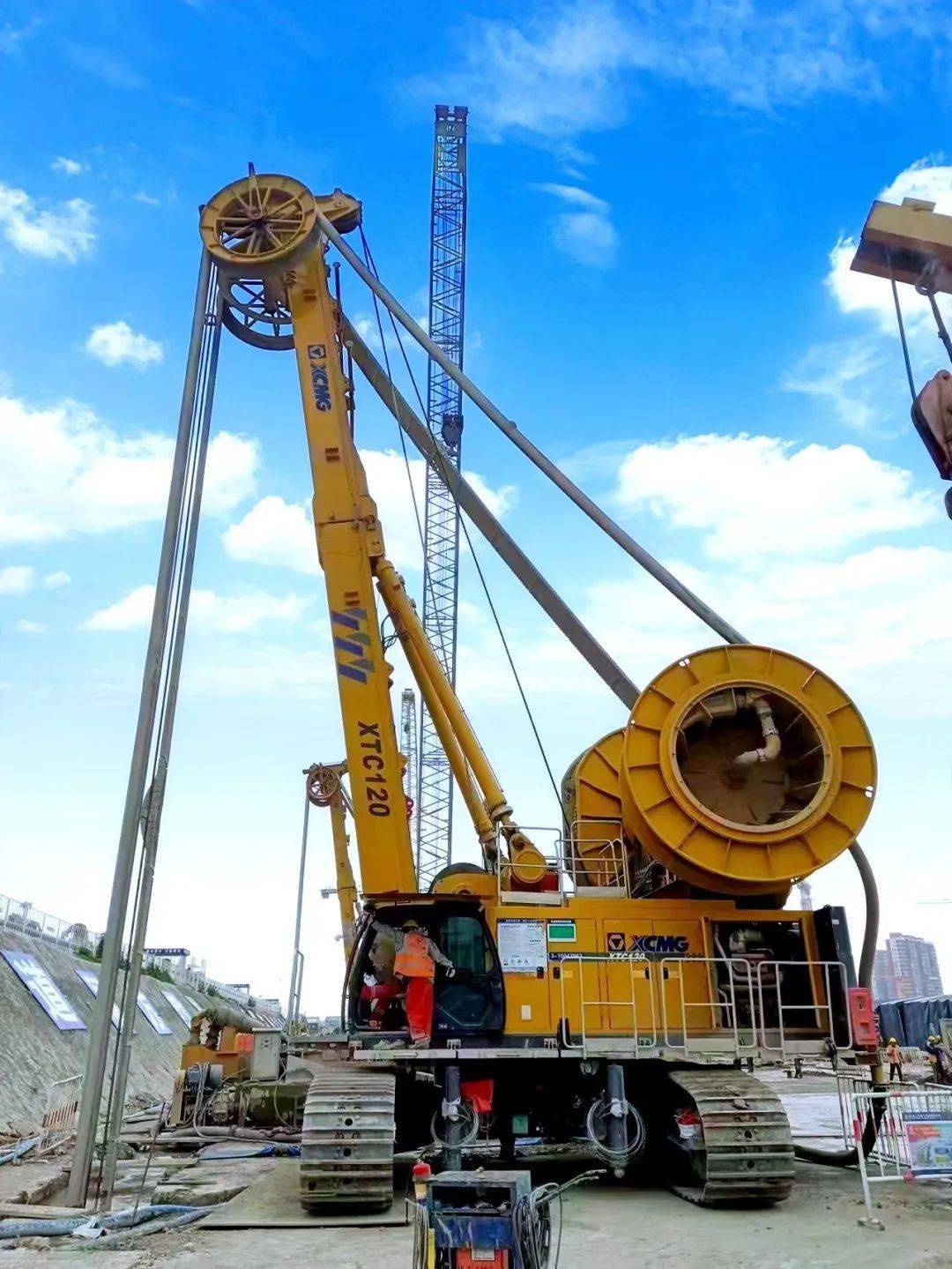 2026-2030年国内油气钻采设备行业：从传统制造到高端装备的价值跃升_人保车险   品牌优势——快速了解燃油汽车车险,保险有温度