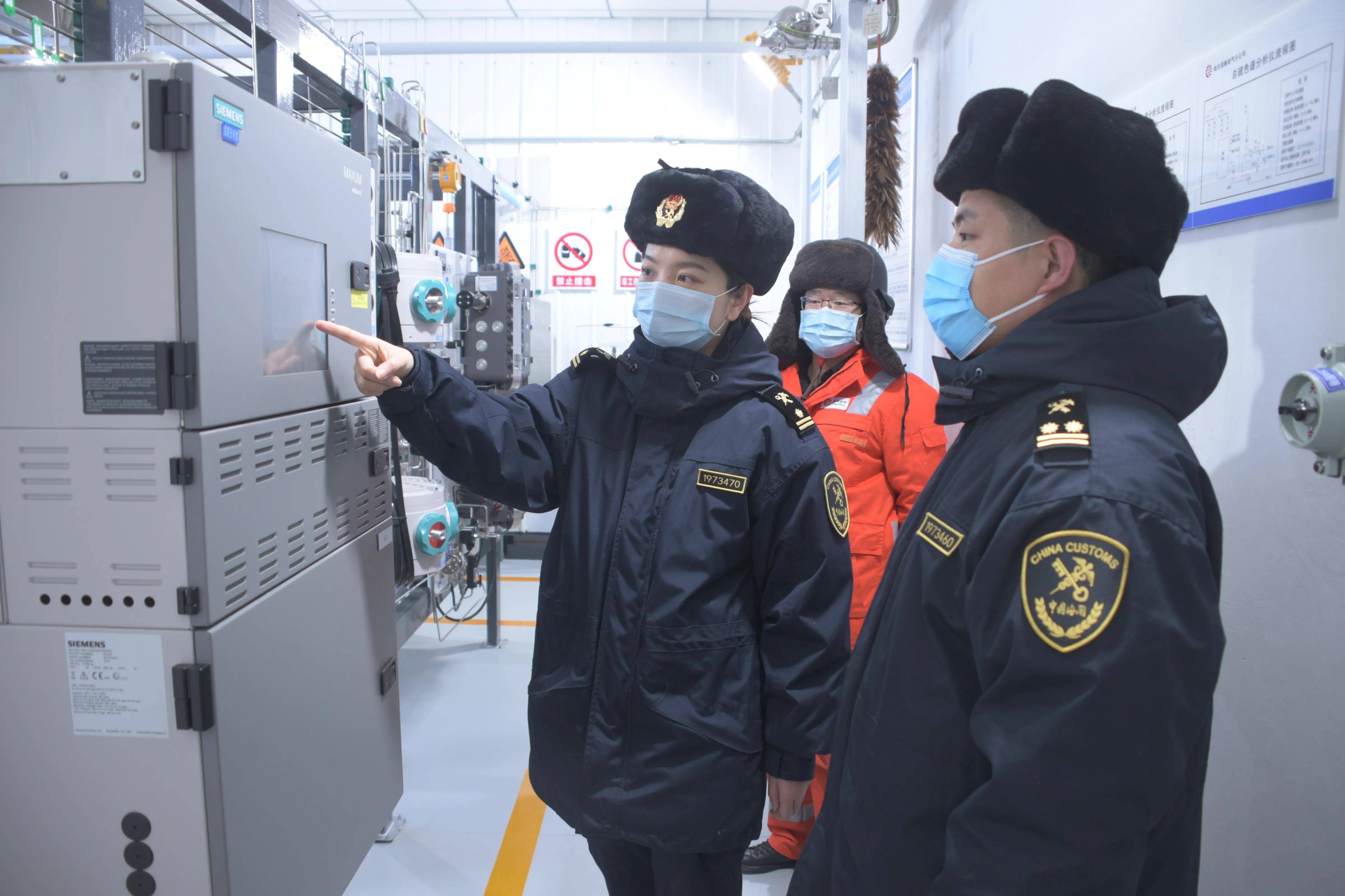 袁海霞：政府工作报告“积极定调”，稳增长与优化结构怎么做？