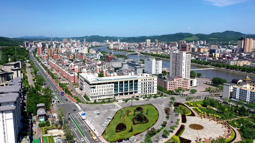 吉林省白城市人大常委会原党组成员、副主任张伟被开除党籍和公职